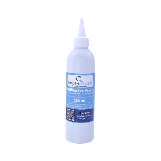 Destilliertes Wasser zur Reinigung des Verneblers der EquiBuddy Inhalationsmaske.